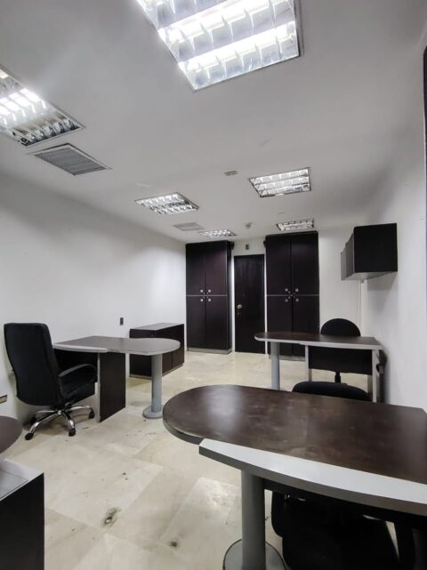 Vista adicional del espacio de oficina