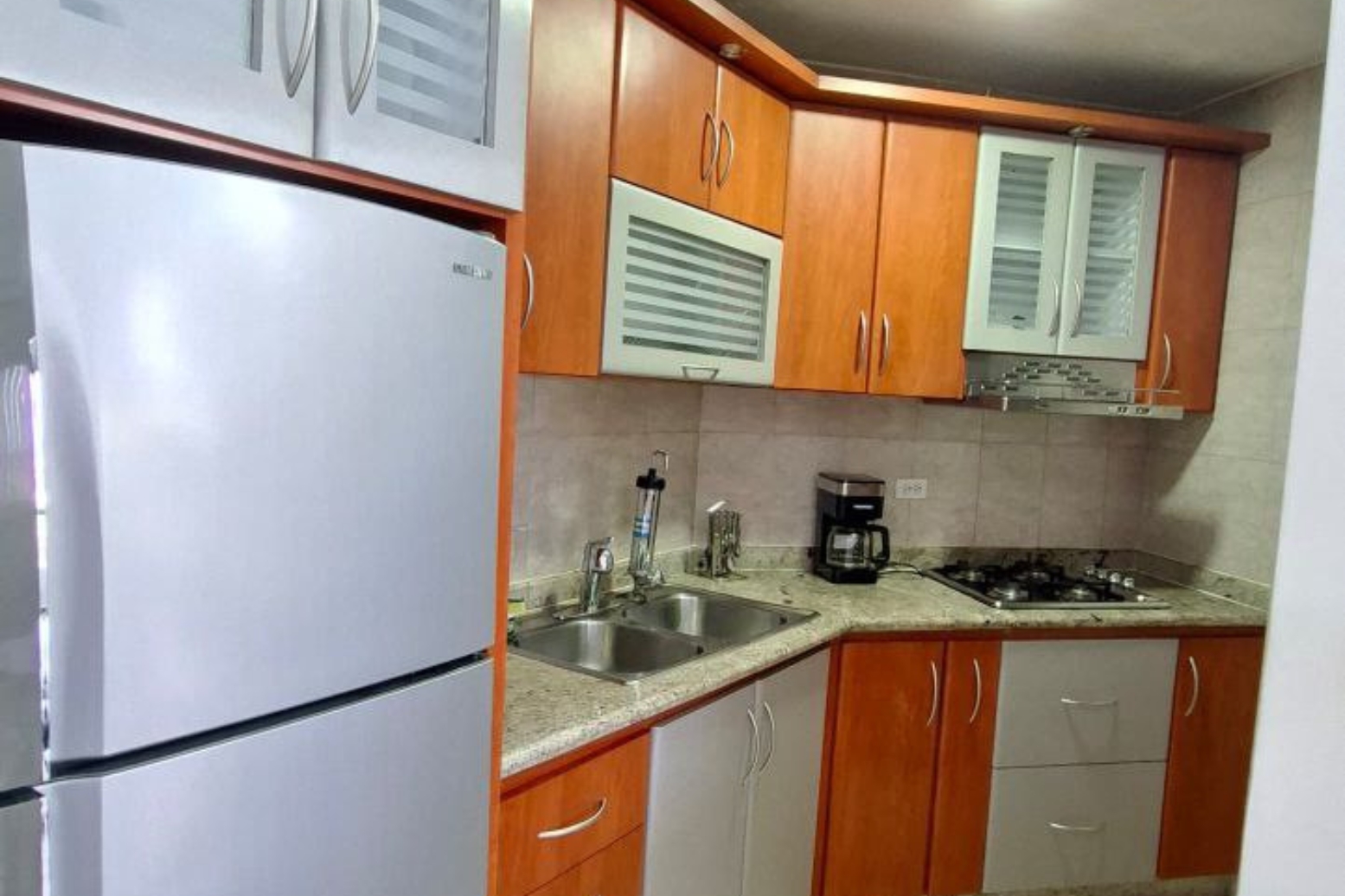 Baño completo del apartamento